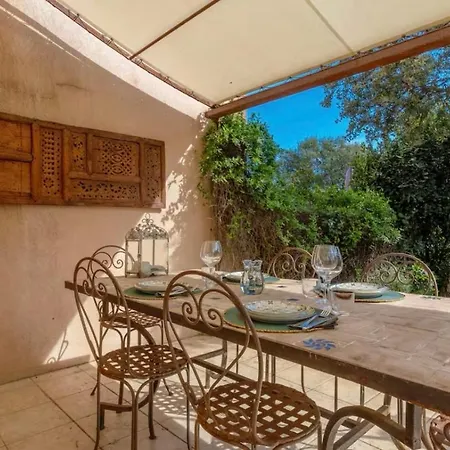 Cosy Italian Chic! Jardin Bbq Piscine Et St-tropez à 5 Kilometres à 5mn! Gassin